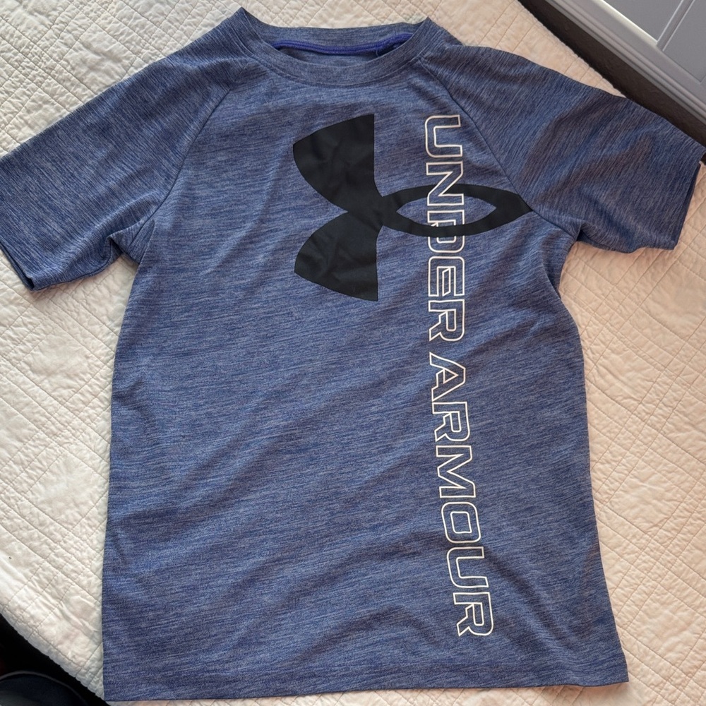 Under Armour Blue Heather Short Sleeve Performance Tee with Black Logo